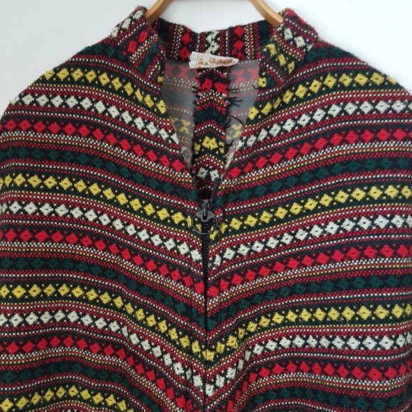 1970s Vintage Red Wool Poncho, Made in USA, Red Wool Patterned Poncho - Picture 6 of 10